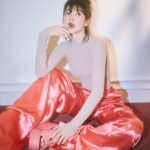 Song Hye-kyo Instagram - @ellekorea @fendi 📷 @mokjungwook