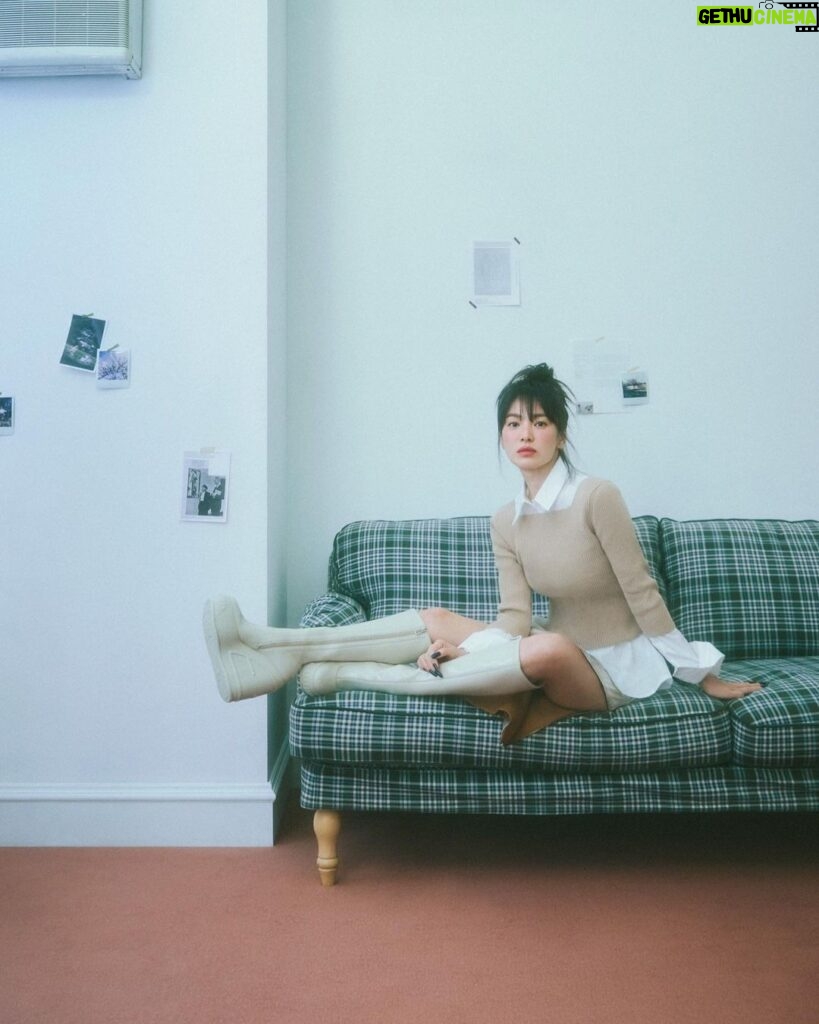 Song Hye-kyo Instagram - @ellekorea @fendi 📷 @mokjungwook