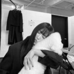Song Hye-kyo Instagram - 🖤🐶
