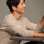 Song Joong-ki Instagram – /
😊🧶📸
–
#송중기 #songjoongki
