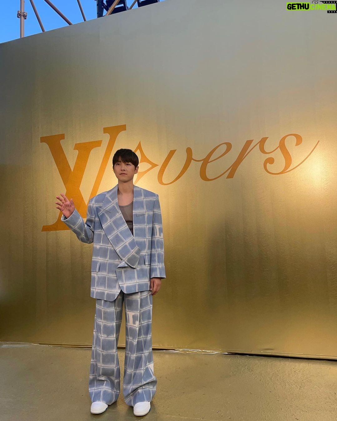 Song Joong-ki Instagram - @louisvuitton @pharrell #LVMenSS24