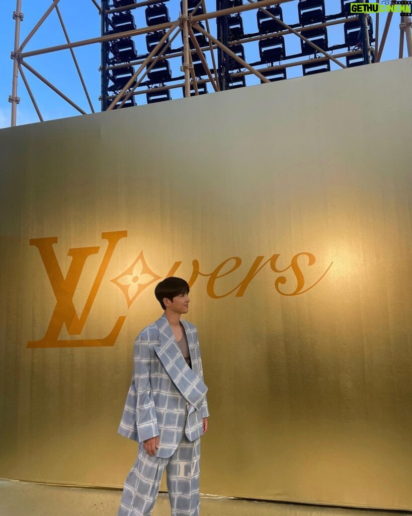 Song Joong-ki Instagram - @louisvuitton @pharrell #LVMenSS24