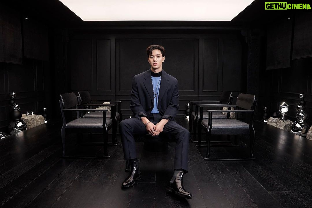 Song Kang Instagram - πππ€© #ν΄λμ¬λκΉλ₯΄λ μ #ν΄λμ¬μΈλ¦¬λ―Έν°λ #ClashdeCartier #ClashUnlimited #κ΄κ³