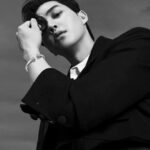 Song Kang Instagram - #PanthèredeCartier #Cartier #팬더드까르띠에 #까르띠에 🦄