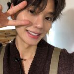 Song Kang Instagram - 송편들 이번주 토요일날 곧 만나요오😍🥰