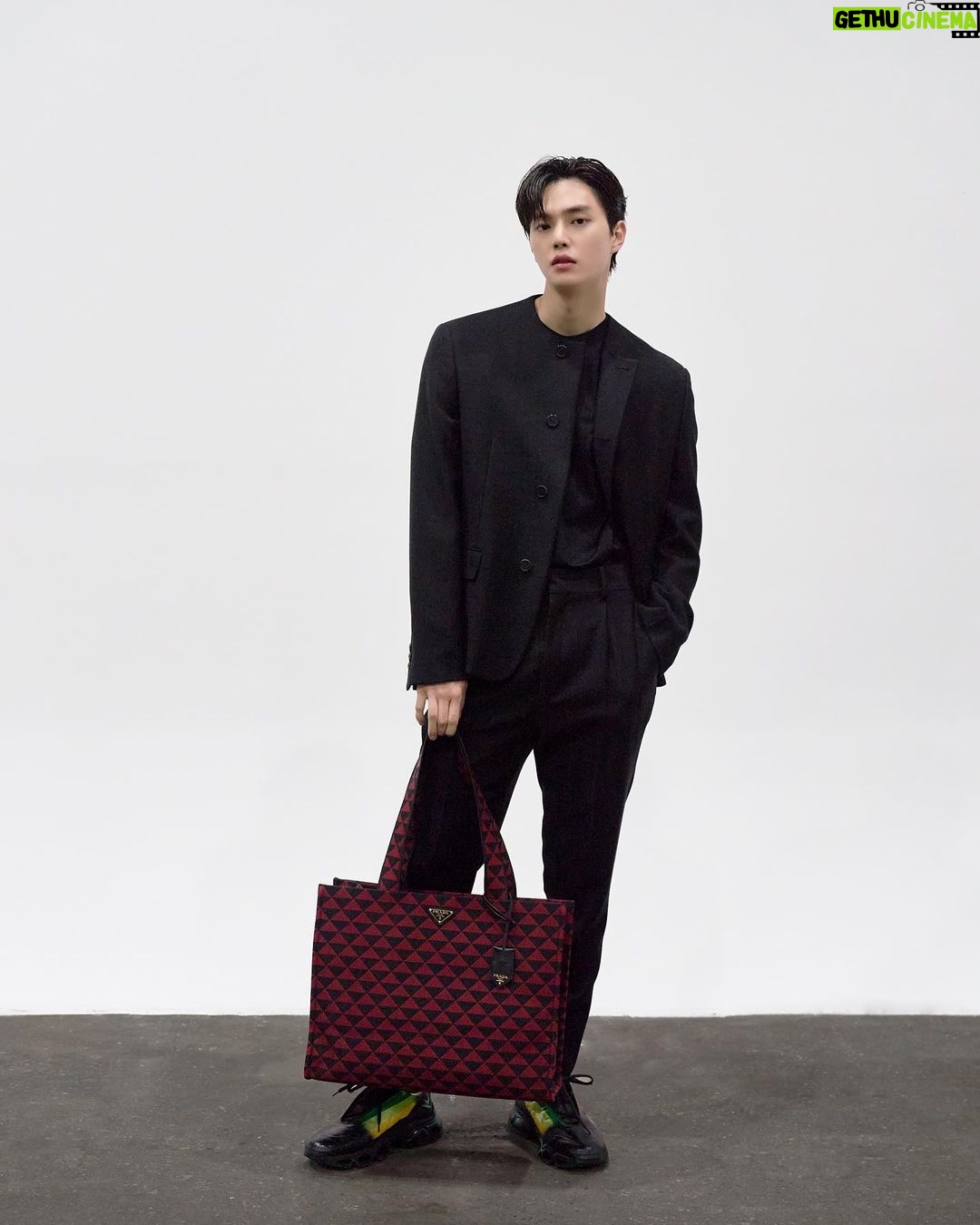 Song Kang Instagram - @prada #prada #pradaFW23 #pradaSymbole #광고 ☺️❄️😊