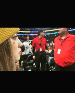 Song Yuqi Instagram - Today was really my lucky day!! Thank you for all the players that showed us such an amazing game!! Being a super fan of KingJames for more than 10years,watching him play in game in person has always been my dream.And!!! Today is really a dream come true 😭 Thank you for inspiring me through out my career.I will step up my game too! Let’s go lakers!! And …. Taco Tuesday!!!! 😛 @lakers @kingjames