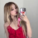 Song Yuqi Instagram - Despacito🌹