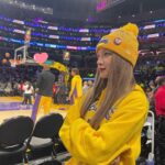 Song Yuqi Instagram - Today was really my lucky day!! Thank you for all the players that showed us such an amazing game!! Being a super fan of KingJames for more than 10years,watching him play in game in person has always been my dream.And!!! Today is really a dream come true 😭 Thank you for inspiring me through out my career.I will step up my game too! Let’s go lakers!! And …. Taco Tuesday!!!! 😛 @lakers @kingjames