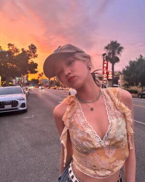 Song Yuqi Instagram - 🌇