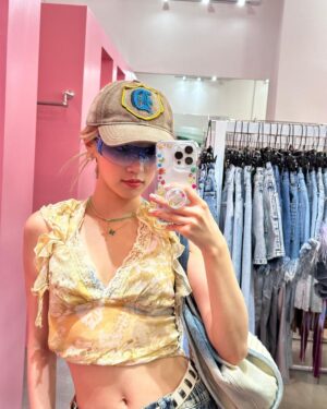 Song Yuqi Instagram - 🌇