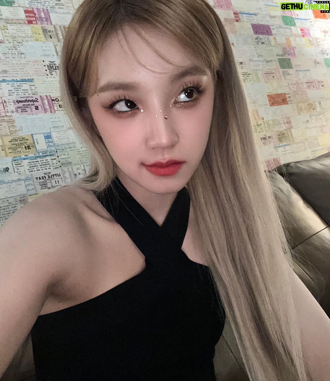 Song Yuqi Instagram - Incredible Atlanta!!! Already miss u guys 🥹 Let’s keep going!! See you tomorrow, Chicago 🤟🏻 Atlanta, Georgia