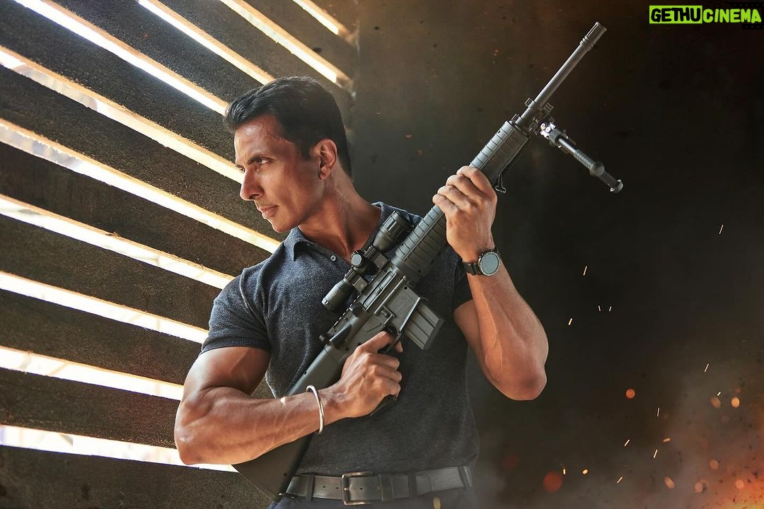 Sonu Sood Instagram - Fateh has been special and a personal film to me. It is a tribute to the youth who have been a victim of cyber crime on various levels. Get Ready🤍