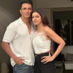 Sonu Sood Instagram – Happy birthday Sonali. @sonalisood04 🤍
Thanks for always being my support system. Love u loads ❤️❤️❤️❤️