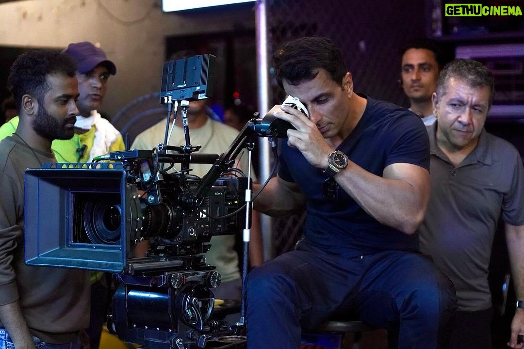 Sonu Sood Instagram - Fateh has been special and a personal film to me. It is a tribute to the youth who have been a victim of cyber crime on various levels. Get Ready🤍