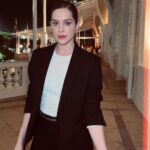 Sophia Abrahão Instagram - Noite de lançamento do novo livro do Copacabana Palace - Onde o Rio começa ✨🤍 @belmondecopacabana :) #100doCopa #TheArtOfBelmond Copacabana Palace, A Belmond Hotel