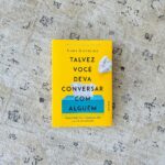 Sophia Abrahão Instagram - Prontos pra mais um? 📚❤️ Hoje começa oficialmente a nossa leitura em grupo no Clube do Livro, e o título do mês é "Talvez você deva conversar com alguém". Confesso que já ouvi falar muito bem dele e tava ansiosa pra que a gente conseguisse ler junto. Alguém já leu? Separo um lencinho ou aumento a terapia? 😂😂 #clubedolivrosa #lorigottlieb #booklover
