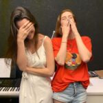 Sophia Abrahão Instagram – oi, Marianne.. 
bom, estava com vc até 1 horas atrás.. hahaha, então meio que já disse tudo, né? 
mas é sempre importante reforçar o quanto eu te amo, o quanto eu te admiro, o quanto vc sempre foi e é fundamental na minha vida! 
estou aqui pra você para o que der e vier. conta comigo para tudo, sempre! 
te amo muito, muito! 
feliz seu dia! ✨❤️