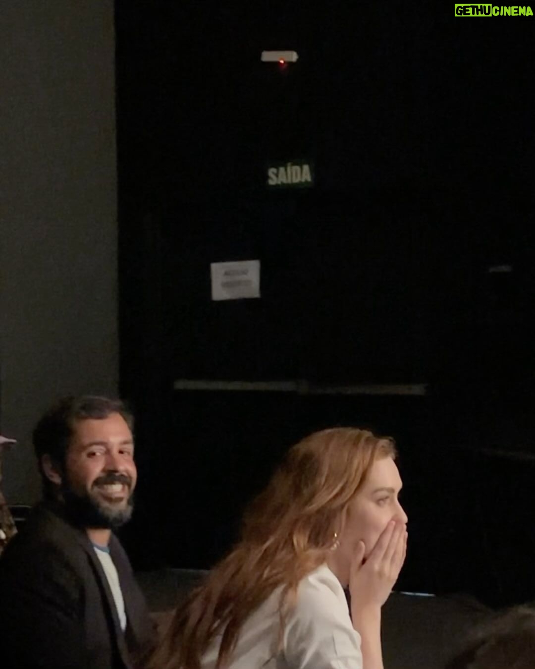 Sophia Abrahão Instagram - muito feliz por finalmente dividir “Letícia” com vocês. ontem o nosso longa estreou no @festivaldecinemadesaobernardo e levou dois prêmios: “Melhor Atriz” (pra essa que vos escreve 😂), e “Melhor Direção” para o @cristianovieira10… é uma honra receber esse prêmio. gostaria muito de agradecer a toda equipe do filme que também faz parte disso. foi uma noite inesquecível! claro, não poderia deixar de agradecer aos meus fãs que estavam lá me apoiando, como sempre ❤️ a premiação estava impecável, vida longa ao festival 🎬 #CinemaNacional #Letícia
