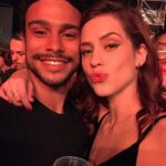 Sophia Abrahão Instagram - amor, como pode? 9 anos juntos e o amor que sinto por você só cresce! não consigo lembrar como eu era antes de você e também não consigo imaginar um futuro sem vc ao meu lado. nossa parceria é imbatível, a gente forma um time tão forte, tão resiliente que às vezes nem acredito que te encontrei. em 9 anos, crescemos juntos e aproveitamos cada fase da nossa jornada. construímos um lar do nosso jeitinho, cheio de amor e parceria. e hoje, nossa família é o meu bem mais precioso. e nunca se esqueça que eu estou aqui para te apoiar, te ouvir e te amparar em todos os momentos, porque o nosso amor é alicerce para superarmos juntos qualquer desafio que a vida nos apresentar. tô aqui sempre! tô ansiosa para caminhar ao seu lado e continuar construindo uma vida com você, meu porto seguro. que venham muitos anos de risadas e amor pela frente! te amo muito ❤️