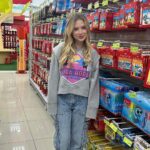 Sophia Valverde Instagram – Mostrando um pouco dos produtos que a @lepokpapelaria tem 📚🩷 e eles tem muitos produtos para todos os gostos e estilos! 
Não deixem de passar numa loja física ou no site da @lepokpapelaria 🤩
E pelo site você pode usar o meu cupom de desconto: “estilosophia” até o dia 29/02/24 🥰

#lepokpapelaria #lepok #papelaria #voltaasaulas #amo #materialescolar #estilo #publi #publicidade