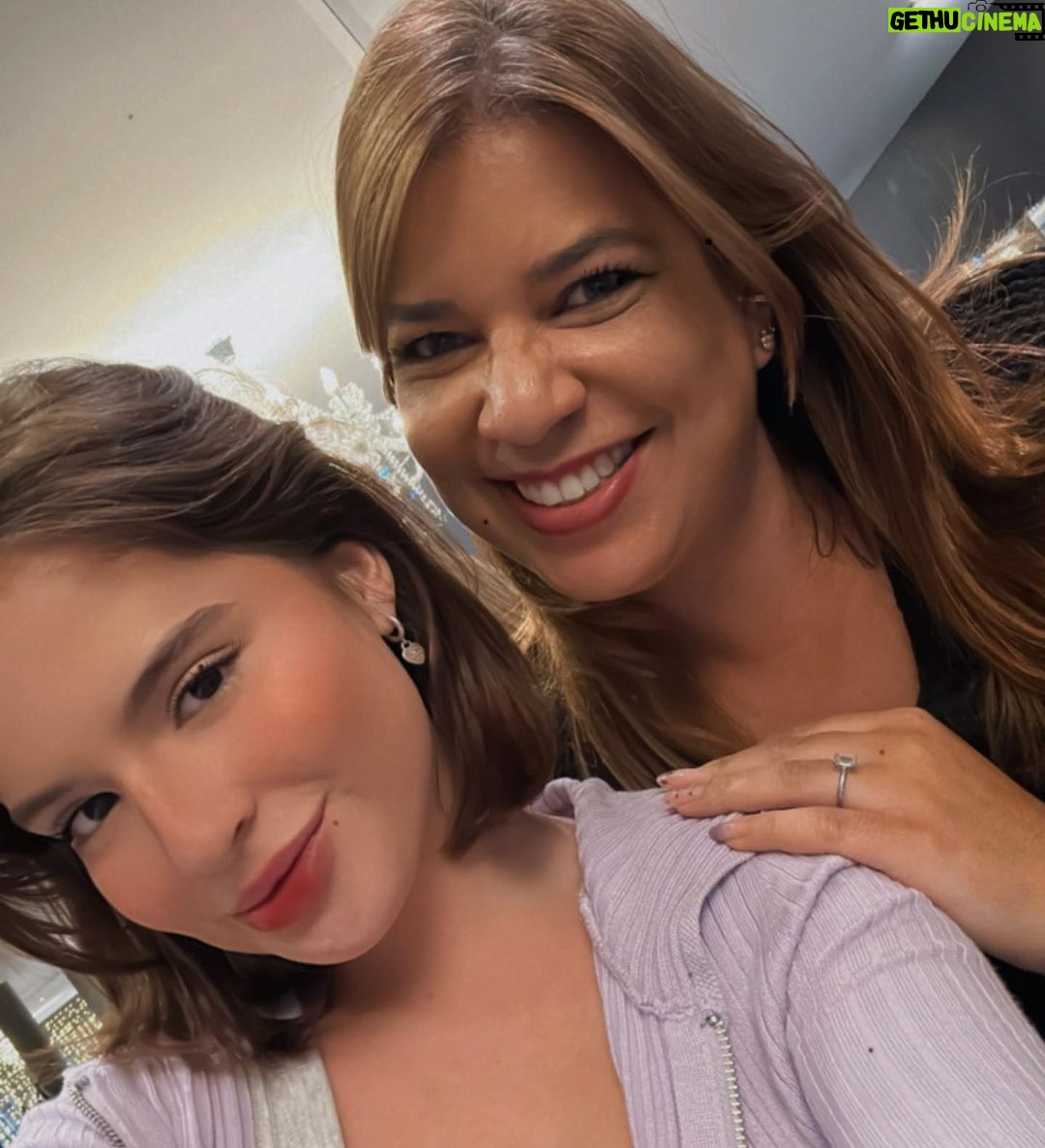Sophia Valverde Instagram - Da última quinta 💜 #amo 18 anos chegando 🎉 Preciso de ideias para a decoração da festa 🥳 coloquem nos comentários as ideias de vcs 😉🎉🎂 @carolqueirozassessoria @felippesn @casabertolazzi #18 #18tão #sophiavalverde #tachegando #photooftheday #festa #aniversario