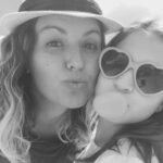 Sophia Valverde Instagram - Para a melhor ❤️ feliz dia das mães pra vc: @danimmvalverde Separei umas mil fotos aqui e ainda tem muita que não vai caber! Mas quero te dizer que te amo muito e obrigada de coração por tudo o que faz por mim! Te amo pra sempre ❤️ #felizdiadasmaes #diadasmaes #melhormãe #teamo #mae