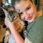 Sophia Valverde Instagram – Um #tbt atrasado mas com os melhores encontros sempre 🥰 

Quem aí ama os animais? ❤️

#tbt #photooftheday #amo #pet #animais #petlovers #maisamor #dogsofinstagram #cat #catlovers