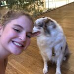 Sophia Valverde Instagram – Um #tbt atrasado mas com os melhores encontros sempre 🥰 

Quem aí ama os animais? ❤️

#tbt #photooftheday #amo #pet #animais #petlovers #maisamor #dogsofinstagram #cat #catlovers