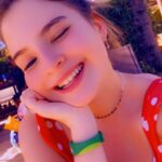 Sophia Valverde Instagram - Saudades dessa viagem perfeita ❤️ #2020 🥰 Quem me acompanhava nessa época? 🏖️ 7 fotos ➡️ arrasta para o lado 🥰 #2020 #photography #saudades #viagem #viagememfamilia #amo #rioquenteresorts Rio Quente Resorts