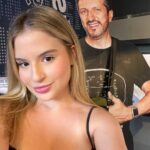 Sophia Valverde Instagram – Acompanhando a viagem do @avioesemusicas e da @milaseidl 💙✈️

Se vcs pudessem viajar pra qualquer lugar do mundo 🌎 nesse momento, para onde iriam? 

#aviao #airplane #avioesemusicas #amo #viajar #viagem
