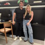 Sophia Valverde Instagram - Começando o ano na @enjoy_institute e agora com o meu namorado @rafaalmeida ❤️ Projeto casal fitness em andamento 🥰 Obrigada @dr.walidnabil ❤️ a cada consulta te admiro mais como pessoa e profissional! Enjoy Institute