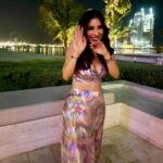 Sophie Choudry Instagram - Candy crush 🍭 #dubainights #weddingdiaries Thank you @surilyg for this gorgeousness #20yearsofsurilyg #styleinspo #sophiechoudry #dubai #candycrush The One And Only Royal Mirage