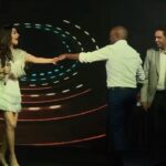 Sophie Choudry Instagram - It’s not everyday that the legend Kapil Dev endorses you or the iconic Brian Lara takes you for a spin!! Blessed to be able to do what I love and make people smile & dance❤️🎤 #giglife #sophielive #kapildev #brianlara #gratitude #love my job #stagestyle #teamsophie #photodump #videodump #sophiechoudry JW Marriott Bengaluru Prestige Golfshire Resort & Spa