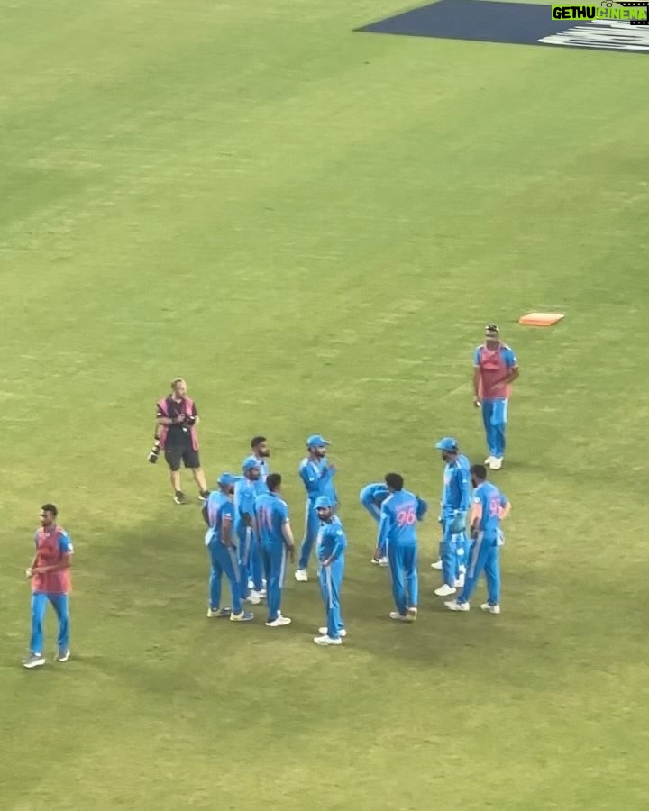 Sophie Choudry Instagram - Yesterday was a day filled with highs and lows…ultimately it was not meant to be but so proud of the boys for the incredible tournament they’ve played with heart, soul and grit🩵 Congratulations Australia.. you were just too good yest! Jaldi milenge🙏🏼 #bleedblue #teamIndia #viratkohli #modi #sophiechoudry Thank you @advocateashishshelar 🙏🏼🤗 Narendra Modi Stadium - Ahmedabad