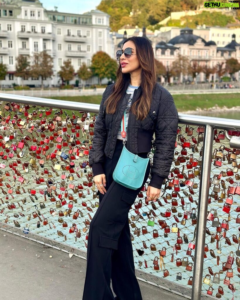 Sophie Choudry Instagram - From Mozart to the Sound of Music, it all happened in beautiful Salzburg.. Spent the loveliest afternoon with the best people🩵 #salzburg #austria #makingmemories #soundofmusic #mozart #mirabellegardens #vontrapp #lovelockbridge #sophiechoudry Salzburg, Austria