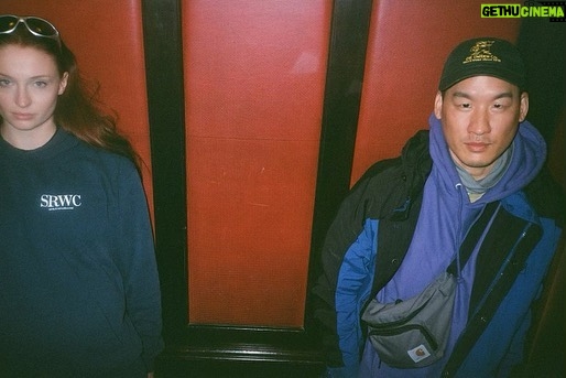 Sophie Turner Instagram - Richie richhhh 💵