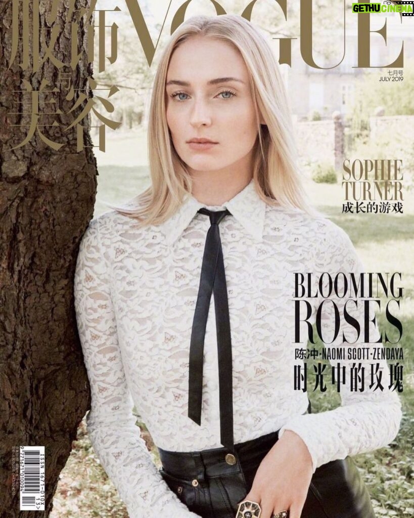 Sophie Turner Instagram - I’m on my first Vogue cover and I’ve never been more honored. Thank you so much to @voguechina for having me and @angelica_cheung for dealing with me and my migraines! I’m beyond honored and excited ♥️♥️♥️