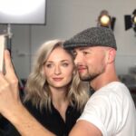 Sophie Turner Instagram - New beginnings, new #WellaHair! ♥️ Thank you @sonyadove and @cwoodhair for transforming my look with @wellahairusa. #AskForWella #ad