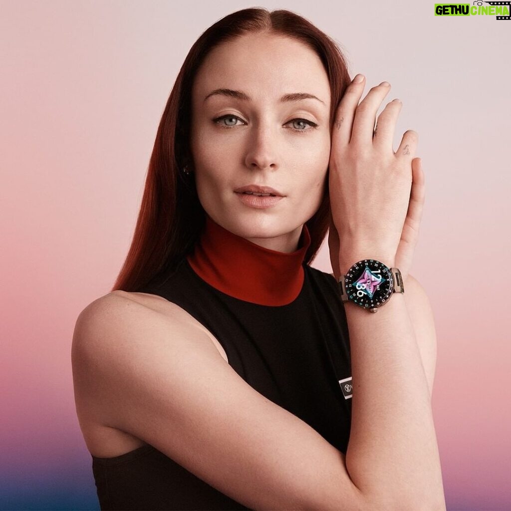 Sophie Turner Instagram - The Rhythm of Time ⏰#LVConnected #LVWatches @louisvuitton