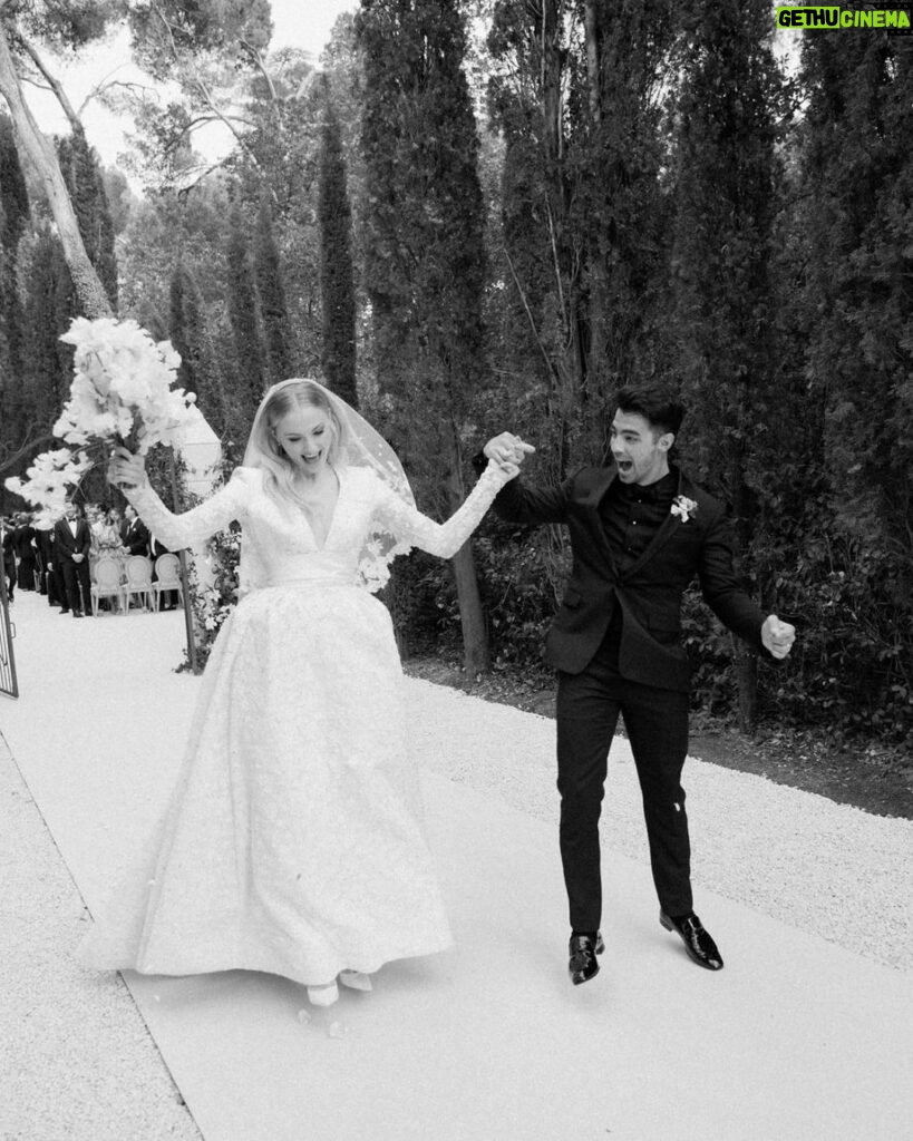 Sophie Turner Instagram - 2 years as your wife holy moly I love you bub