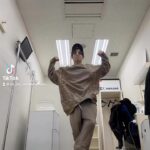 Sota Hanamura Instagram - 楽屋で踊ってみた #da_ice #dance #エグゾプライマル #funkyjumping #かますぜダンス