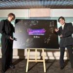 Sota Hanamura Instagram - 日本最速で 『スパイダーマン アクロス・ザ・スパイダーバース』 を観させて頂きました！ 本当に最高の作品で僕も改めて自分の信じた道を強く生きようと思えました。 それにしてもこうして日本最速で観させていただけるなんてファンとしてたまらない幸せですし、光栄ですし、これ以上ないです。 今回は字幕版でしたが、公開されたら賢章くんの吹替版も必ず観に行きます！ 今日、朝５時に起きて賢章くんの吹替版の1を見返してから仕事に行きました^ ^ そして、 JO1景瑚くん BE:FIRST LEOくんの2人とお写真を！ 久々に2人にも逢えて更に高まりました！ ダンスボーカルグループはみんなファミリーな気持ちです。 みんなでジャンルの枠を広げて、そして超えていきましょう！ 共に高みへ！ #今年一番スゴいアニメの話をしよう