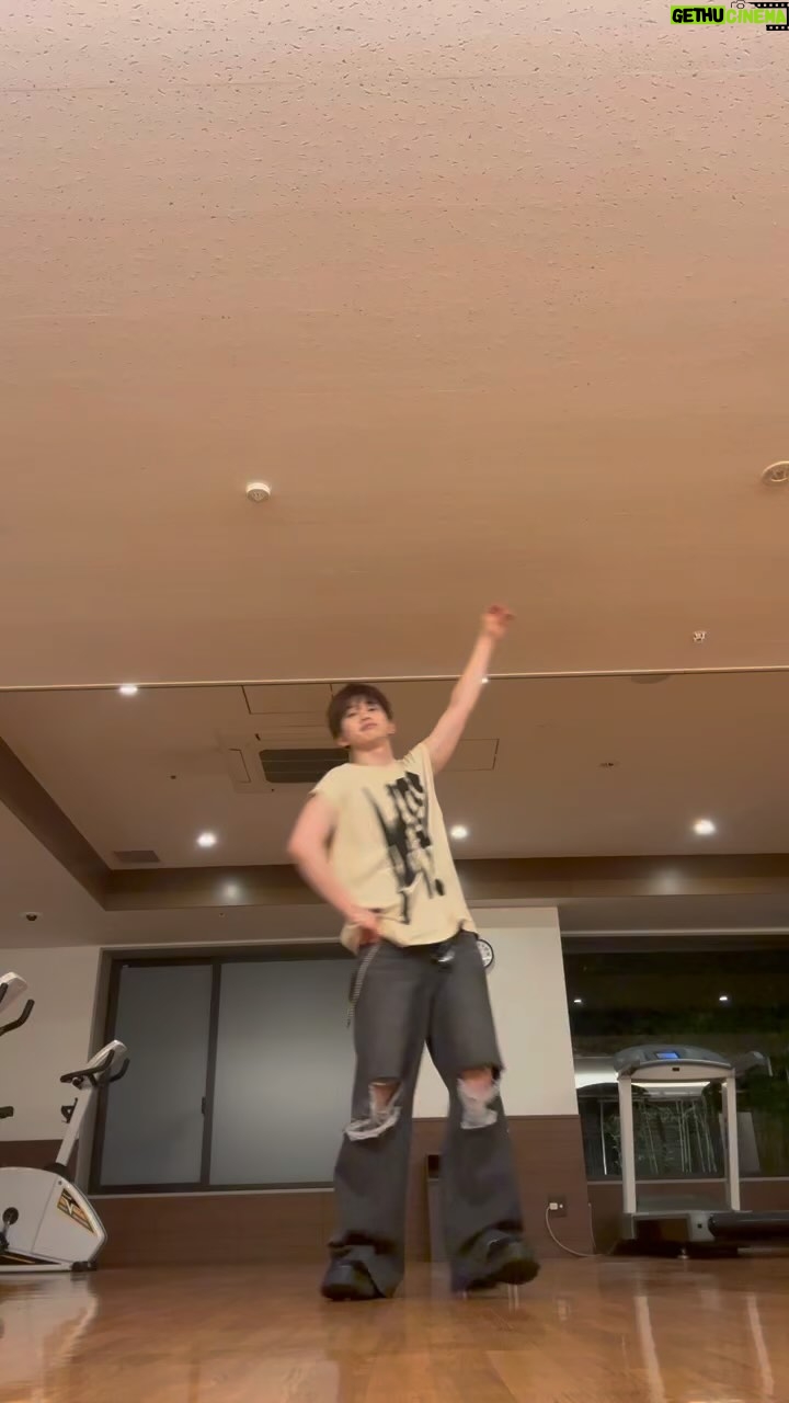 Sota Hanamura Instagram - 踊ってみたよー #da_ice #dance #tiktok #踊ってみた #バイク乗り #ブレイクアウト #ブレイクアウト114 #FXBRS #バイク乗りが踊ってみた