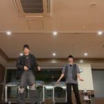 Sota Hanamura Instagram – テレ東音楽祭ありがとうございました!!ちょっとイヤモニが不調だったのですが、気持ち込めて全力で歌わせて頂きました^ ^
動画はINIコラボがカッコ良すぎたのでちょこっとやってみたら…
まじで難しかった。
次はもっと練習してやります。わら
KAZくん、KAITAくんの振付は最強だな!
#da_ice
#dance
#花村想太
#befirst
#ini
#bbbチャレンジ
#kazthefire #kaitathehataboy
#ブレイクアウト
#ハーレー乗り
#ハーレー乗りが踊ってみた
#ハーレー乗りの前にダンサーやった
#ダンサーの前に歌手やったw