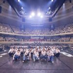 Sota Hanamura Instagram - 遂に始まりました。 10th anniversary year！！ 一発目のワンマンライブは『武道館』 7年前を大きく超えられたと思います。 今回のステージはあえて、平舞台。いわゆる背中に何もセットを背負わないスタイルでとにかく踊る、踊る、踊るのセットリストにしました。 昔のダイスの進化系をこれでもかって観てもらうためのセットリストでした。 3時間半、本当に好きな人じゃないと正直辛い時間だと思います。それでもそのくらいダイスのことが大好きだって方に向けて作ったセットリスト！！ 多分関係者の方々は長いと思ったと思いますが、本当に申し訳ないです。ただやっぱりDa-iCE愛を沢山持ってくださる方々に出来る限りの時間で出来る限りの曲を全力で届けたかったので僕は大満足ですし、やってよかったと心の底から思います。 ただもう2度とやれないですね、、、 想像以上に体がガタついてしまいました。 とにかくね、本当に幸せでした！ 今年一年最大速度で駆け抜けようね！！！ 今年こそ、紅白出ようね！！！！
