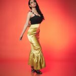 Soundarya Sharma Instagram - 🍑 Todays Song inspiration: #chandrayan3 launch 🛰️ Shot by: @trishasarang Styled by: @khyatibusa Outfit: @kanganatrehanofficial Make Up: @mitavaswani Hair: @nidhiagarwalmua Location: @whiteboxstudiomumbai Repped: @palsandpeersentertainment