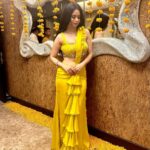 Soundarya Sharma Instagram - शुभ दिवाली 💛✨🪔💥 Styled by: @juhi.ali Pre draped saree: @asaga.in Jewellery: @rubans.in #HappyDiwali #ShineOn