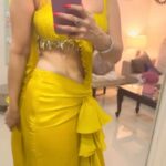 Soundarya Sharma Instagram - शुभ दिवाली 💛✨🪔💥 Styled by: @juhi.ali Pre draped saree: @asaga.in Jewellery: @rubans.in #HappyDiwali #ShineOn