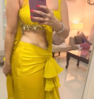 Soundarya Sharma Instagram - शुभ दिवाली 💛✨🪔💥

Styled by: @juhi.ali 
Pre draped saree: @asaga.in 
Jewellery: @rubans.in 

#HappyDiwali #ShineOn